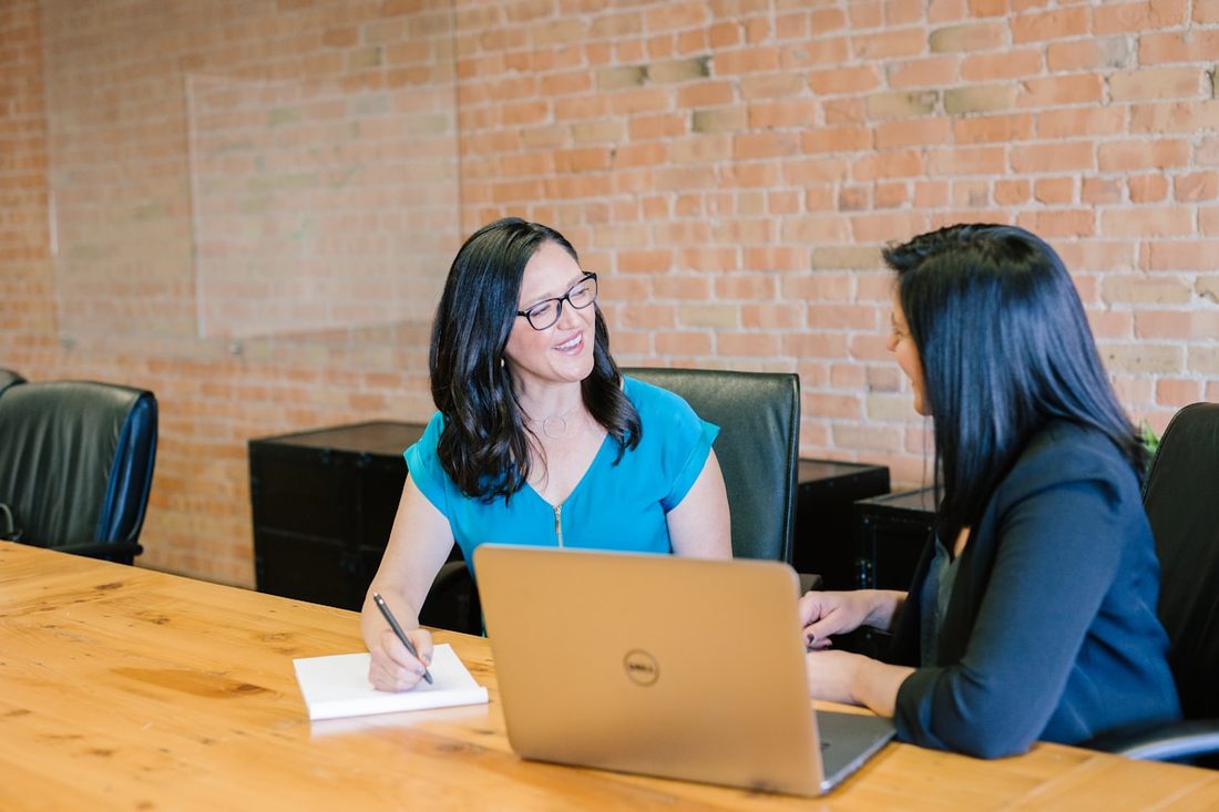 问鼎娱乐 APP 统计与分析界面示意